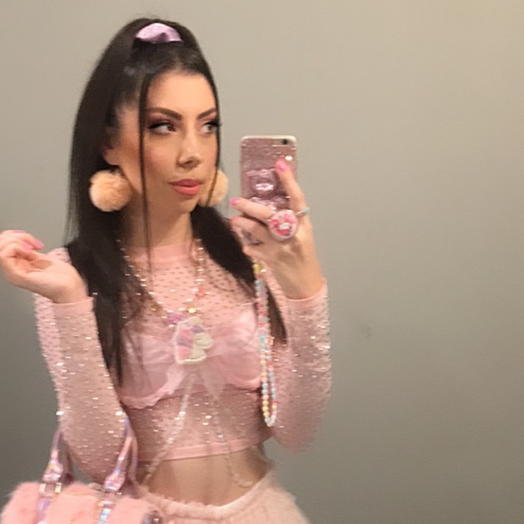 Meet your Posher, Hannah - Picture 5 of 13